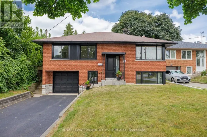 92 THE WESTWAY, Toronto