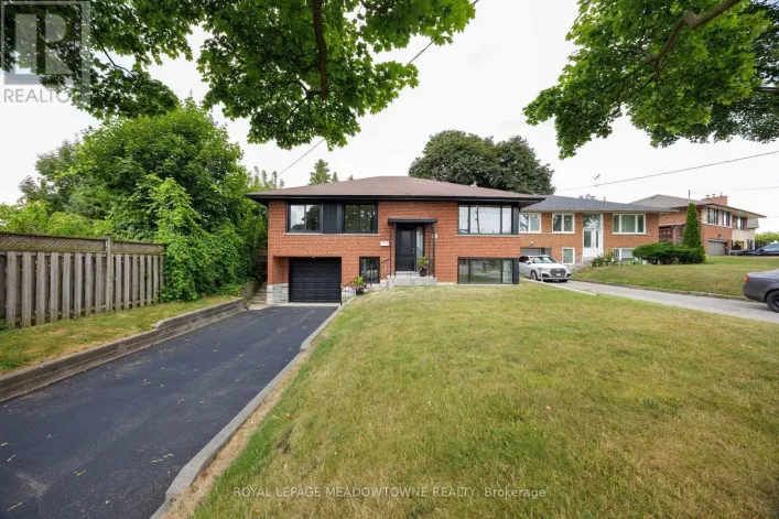 92 THE WESTWAY, Toronto