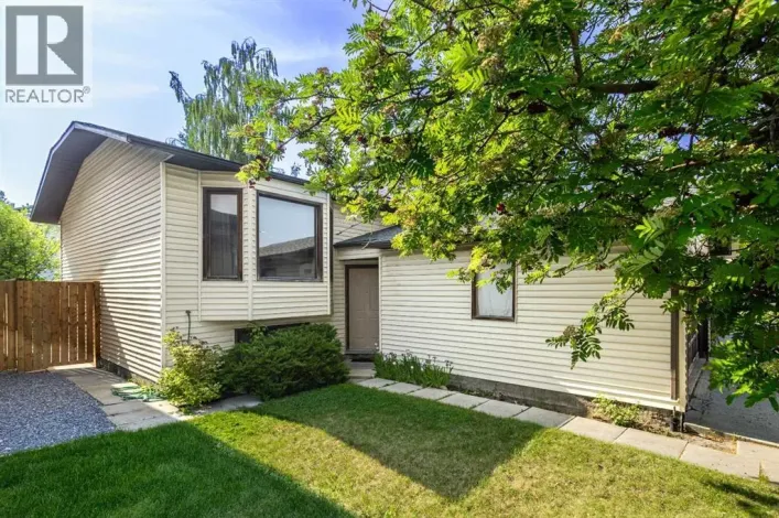 92 Ventura Way NE, Calgary