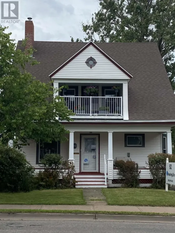 92 Willow Street, Truro