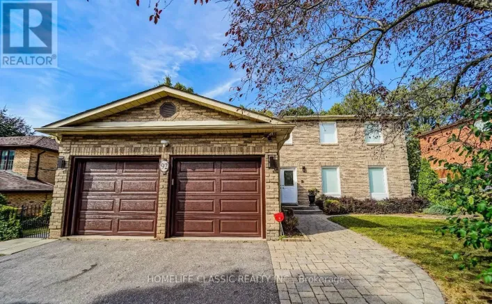 House for rent: 92 WINDEREMERE CRESCENT N, Richmond Hill