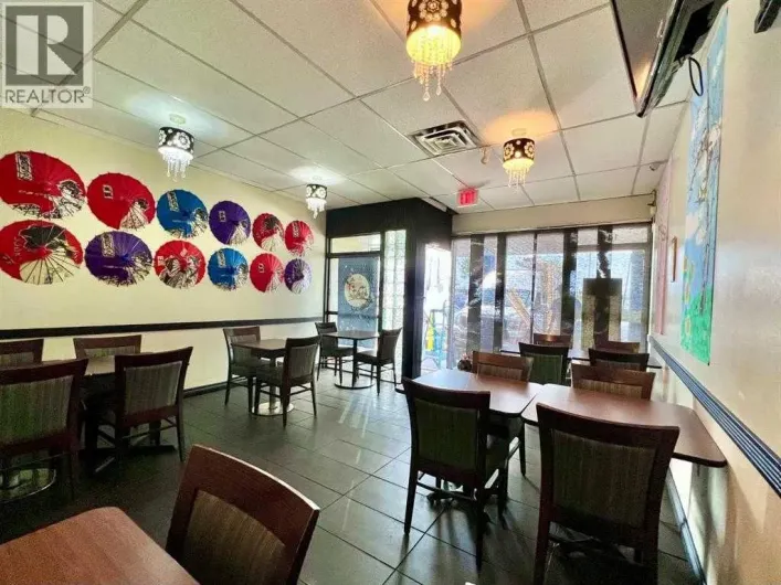 920 36 Street NE, Calgary