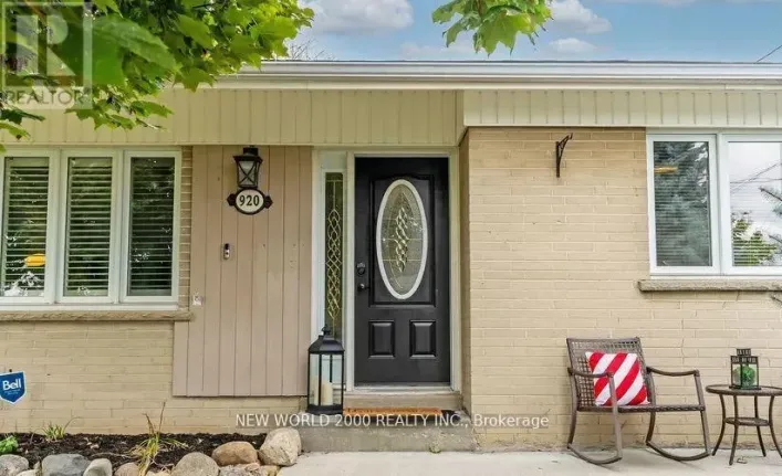 920 GREENWOOD CRESCENT, Whitby