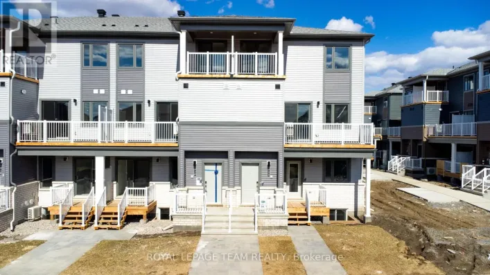 920 PARNIAN PRIVATE, Ottawa