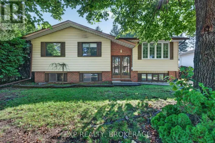 920 SAFARI DRIVE, Kingston