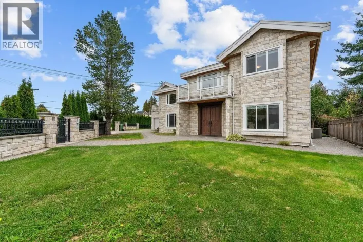 9200 SAUNDERS ROAD, Richmond