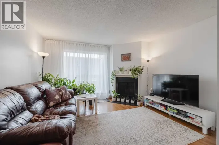9208, 315 Southampton Drive SW, Calgary