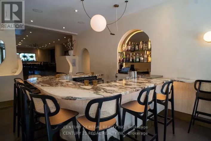 920-922 QUEEN STREET W, Toronto