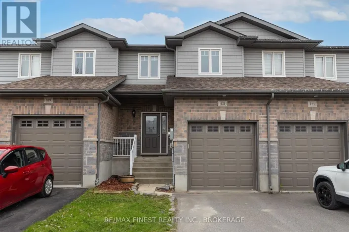 921 BLOSSOM STREET, Kingston