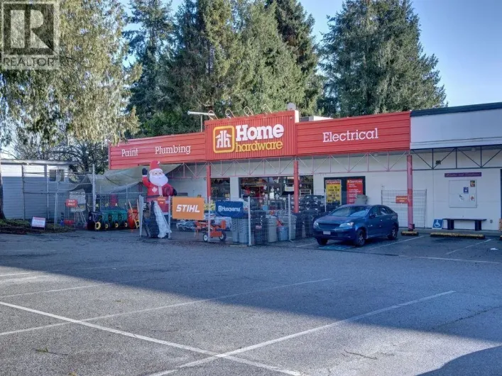 921 GIBSONS WAY, Gibsons