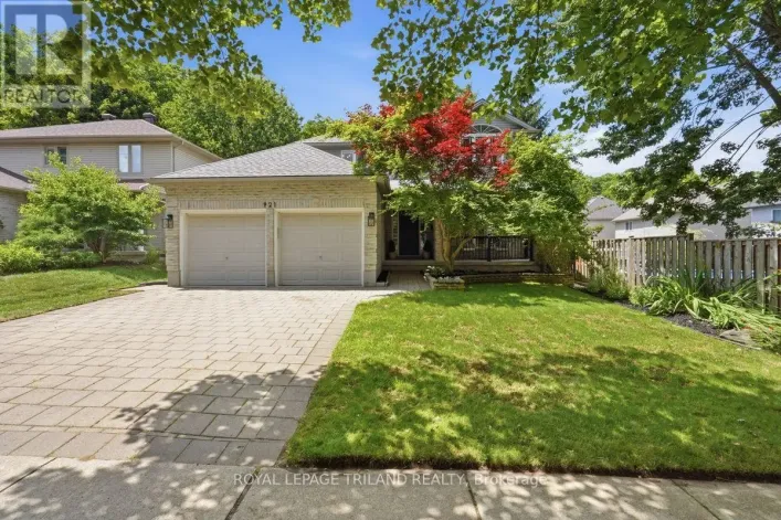 921 GUILDWOOD BOULEVARD, London North