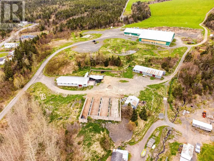 921 Smith Sound Road, Harcourt