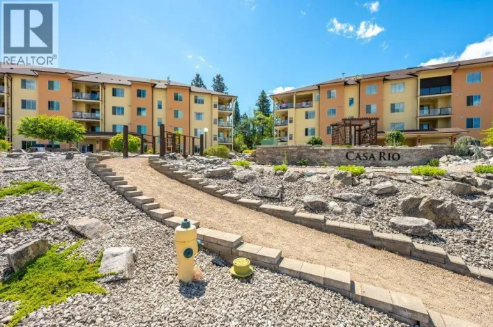 921 Spillway Road Unit# 104B, Oliver