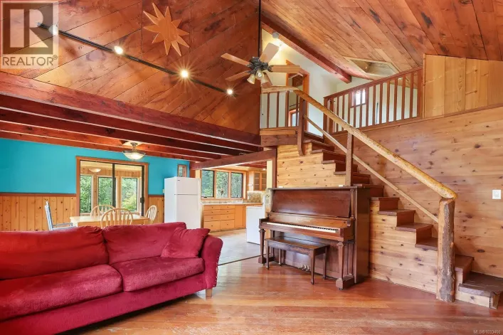 9210 McFarlane Rd, Denman Island