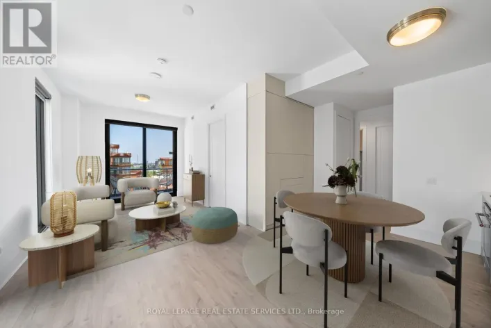 922 - 118 MERCHANTS' WHARF, Toronto