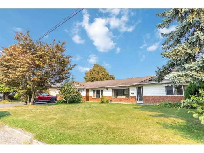 9220 COOTE STREET|Chilliwack Proper East, Chilliwack