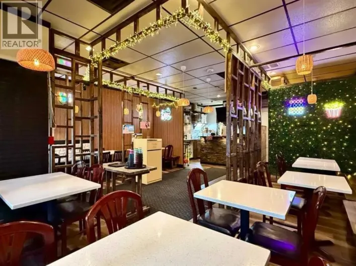 923 6 Avenue SW, Calgary