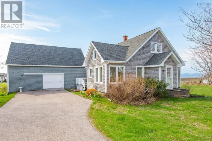 923 Highway 1, Little Brook