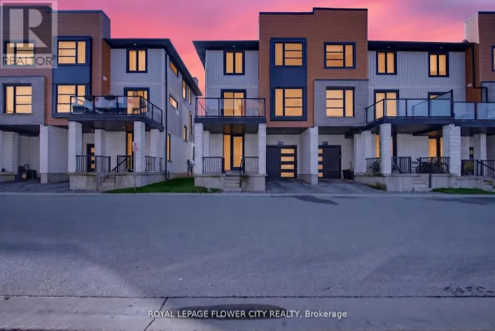 923 SARNIA ROAD, London North