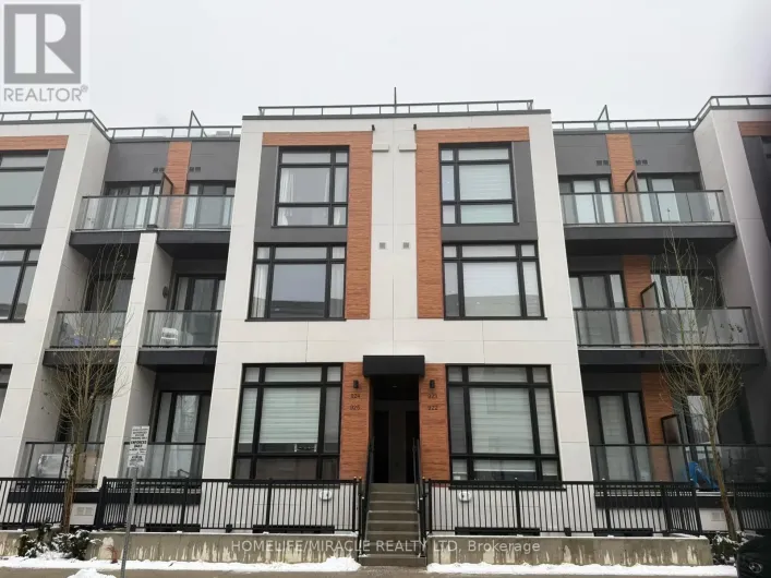 924 - 2 STECKLEY HOUSE LANE, Richmond Hill