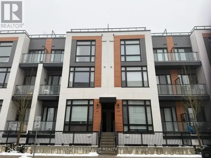 924 - 2 STECKLEY HOUSE LANE, Richmond Hill