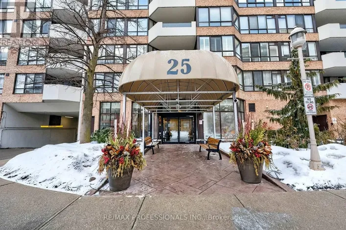 924 - 25 AUSTIN DRIVE, Markham