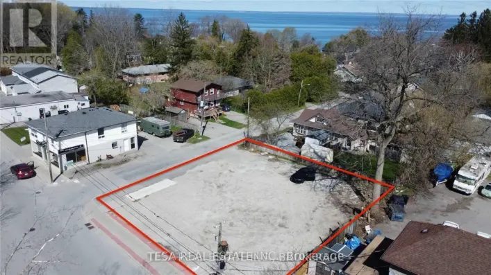 924 & 926 LAKE DRIVE E, Georgina