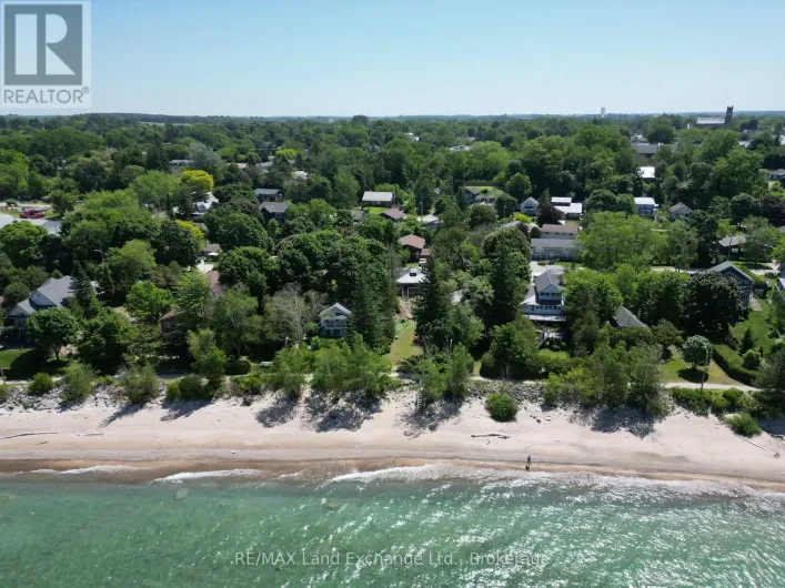 924 SAUGEEN STREET, Kincardine