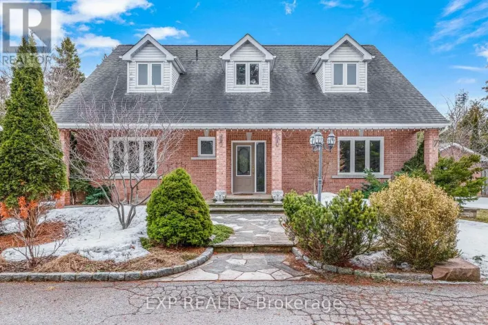 925 15TH SIDE ROAD, King