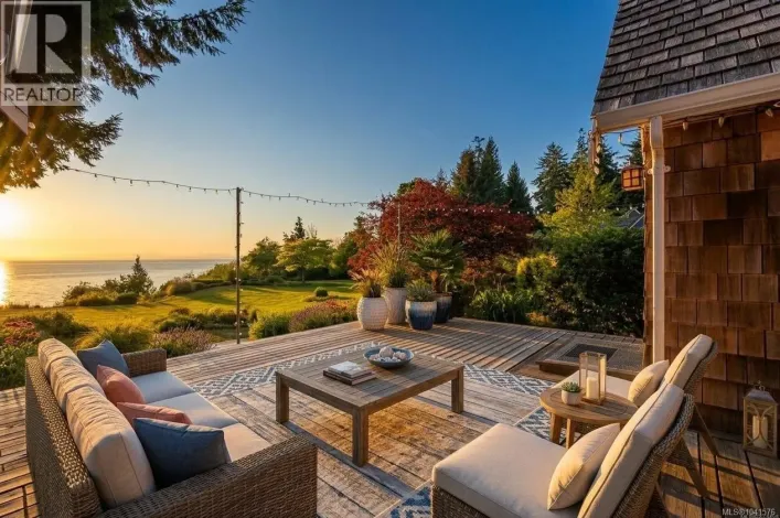 9259 Invermuir Rd, Sooke