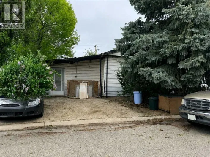 926 Briarwood Crescent, Strathmore