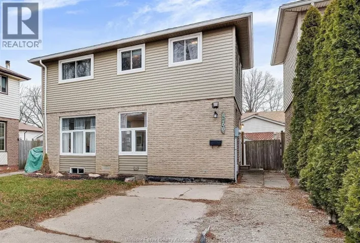 9260 ARNCLIFFE COURT, Windsor