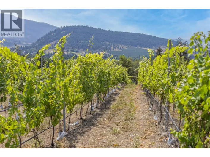 9269 Highway 6, Coldstream