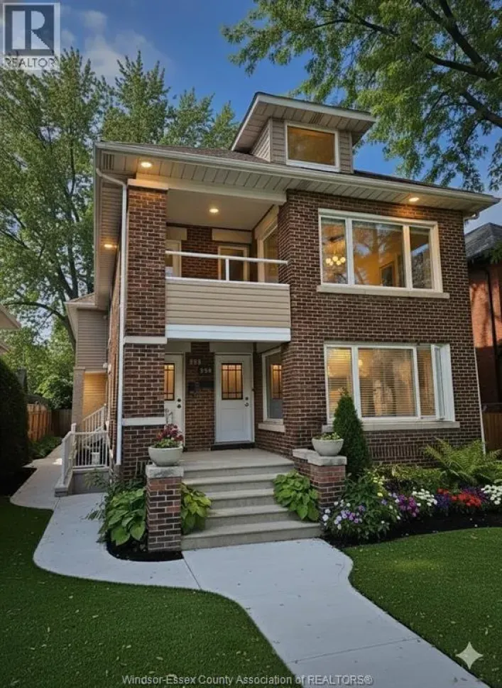 926-928 Giles BOULEVARD Unit# 4, Windsor