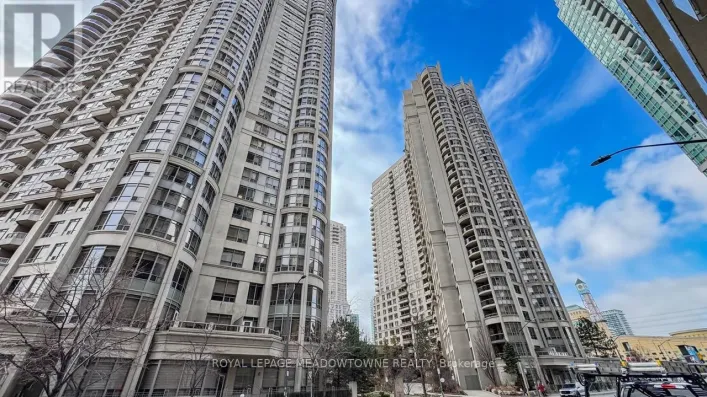 927 - 3888 DUKE OF YORK BOULEVARD, Mississauga