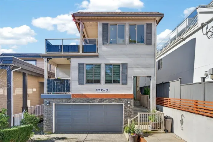 927 KENT STREET, White Rock
