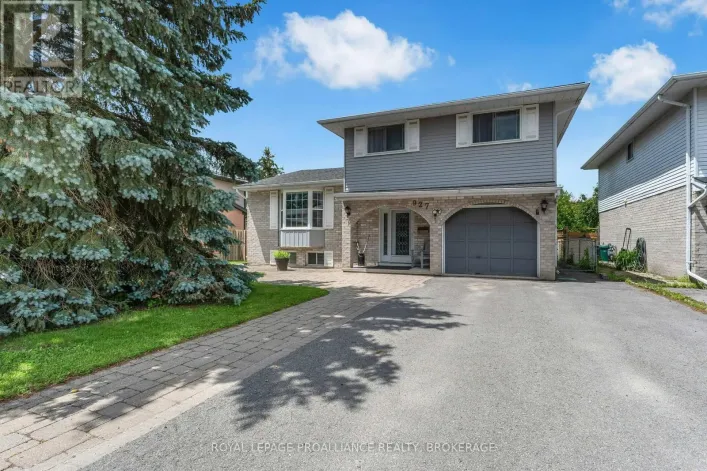 927 NEWHALL DRIVE, Kingston