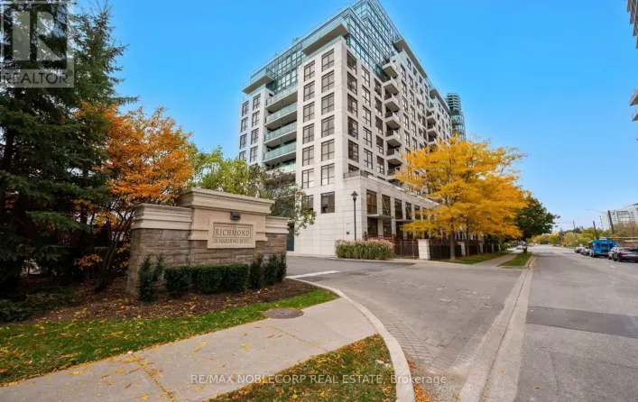 928 - 18 HARDING BOULEVARD, Richmond Hill