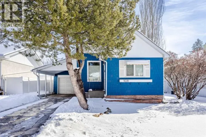 928 18A Street NE, Calgary