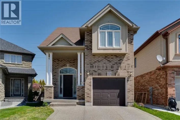 928 DUNBLANE Court, Kitchener