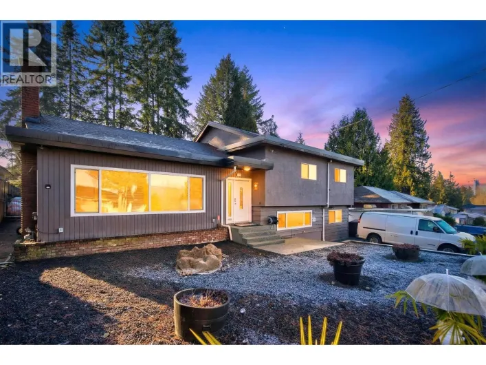 928 STANTON AVENUE, Coquitlam