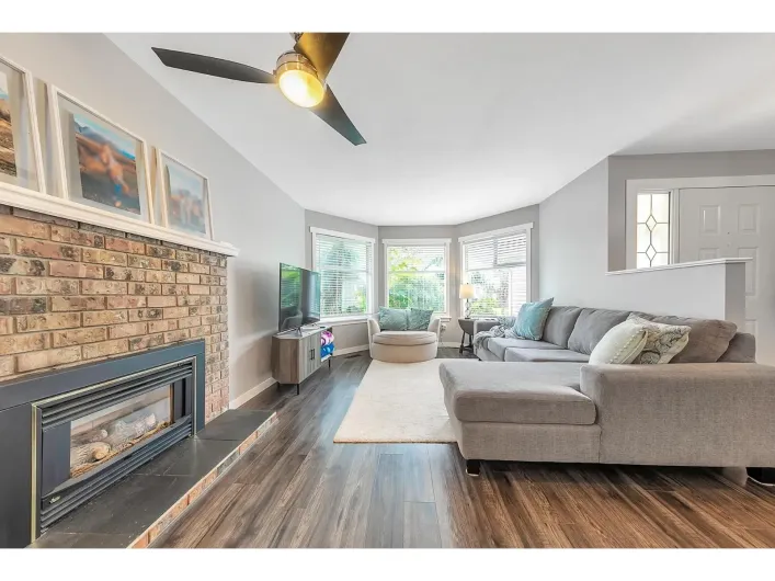 9286 212 STREET, Langley