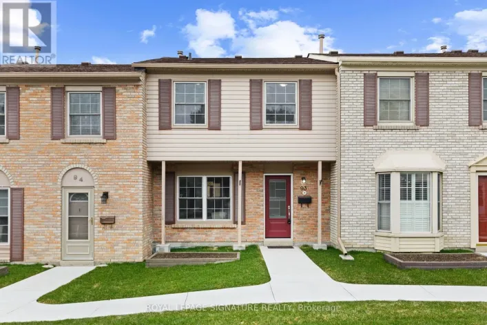 93 - 580 EYER DRIVE, Pickering