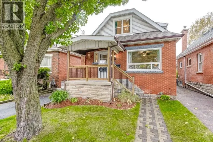 93 BARONS Avenue N, Hamilton