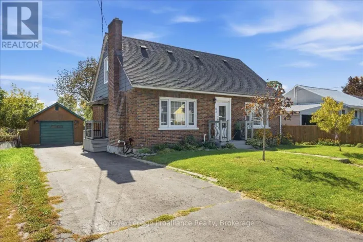 93 BAY DRIVE, Belleville
