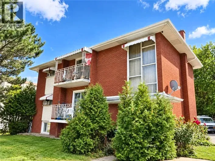 93 BRYBECK Crescent Unit# 1, Kitchener