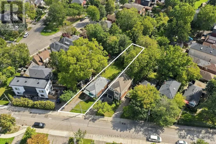 93 CAVELL AVENUE, Toronto