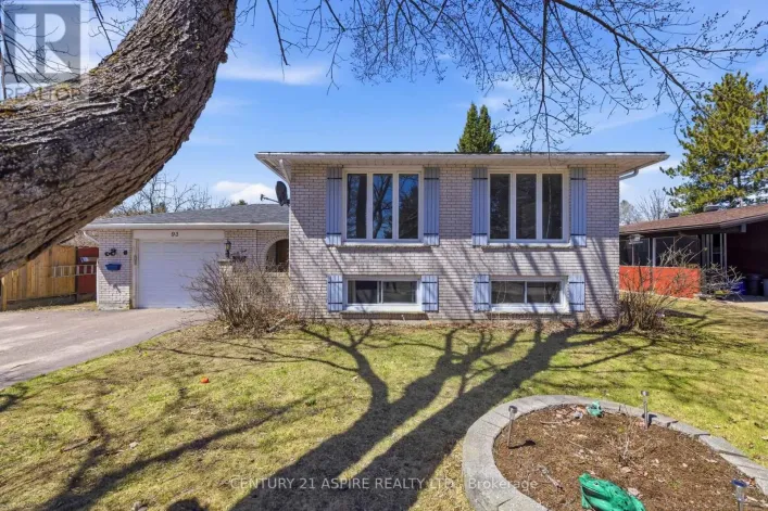 93 FRONTENAC CRESCENT, Deep River
