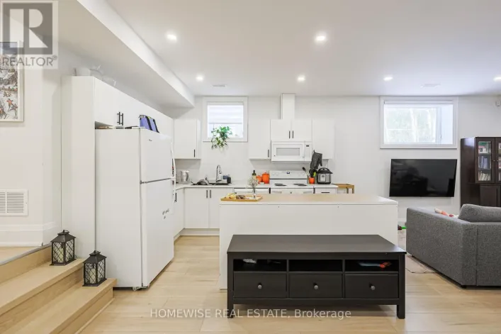 93 GORMAN PARK ROAD, Toronto