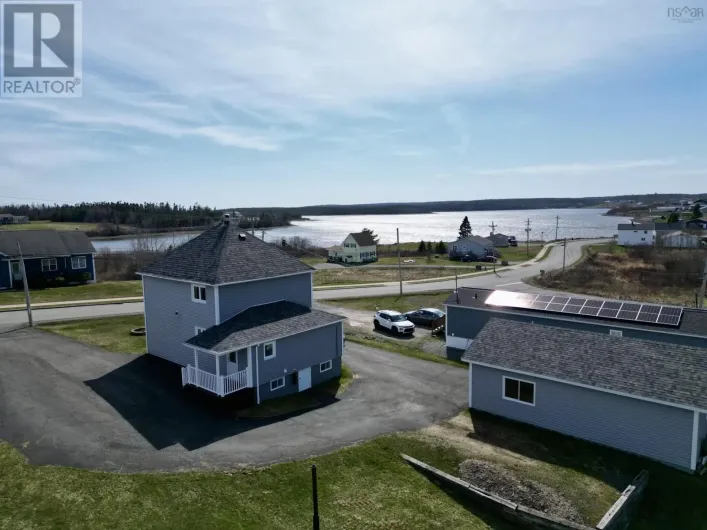 93 Grandique Ferry Rd., Louisdale